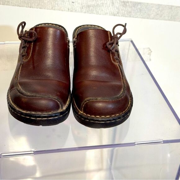 Eastland women’s leather clogs size 6 in good condition - Picture 1 of 7